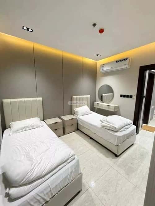 عمارة 700 متر مربع واجهة شمالية اليرموك، شرق الرياض، الرياض