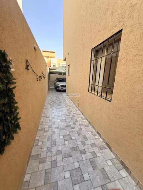 Villa 275 SQM Facing East with 5 Bedrooms Bader, South Riyadh, Riyadh