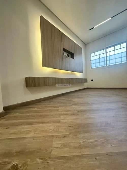 Floor 360 SQM with 6 Bedrooms Al-Qadisiyah, East Riyadh, Riyadh