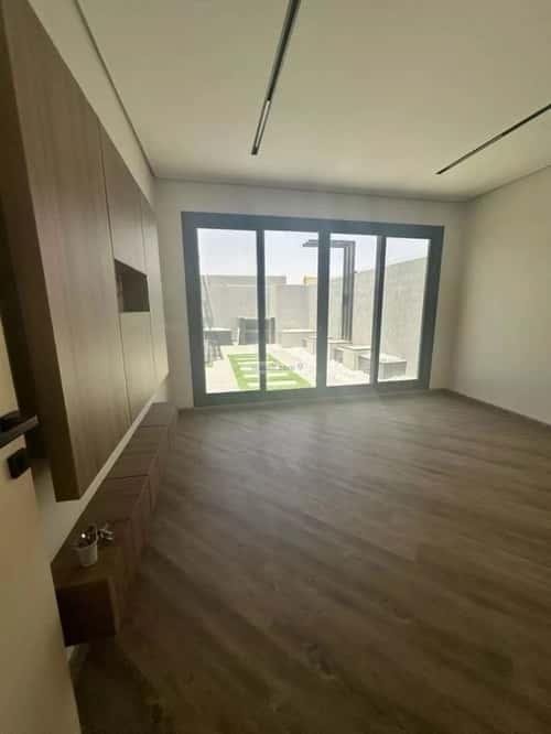 Floor 360 SQM with 6 Bedrooms Al-Qadisiyah, East Riyadh, Riyadh