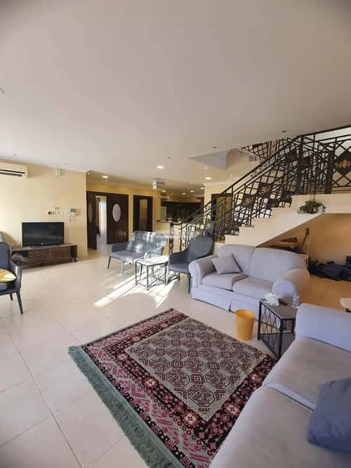 Villa 555 SQM Ar Rimal, Eanizah