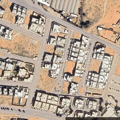 فيلا 332.5 متر مربع غربية على شارع 18م المصيف، عنيزة