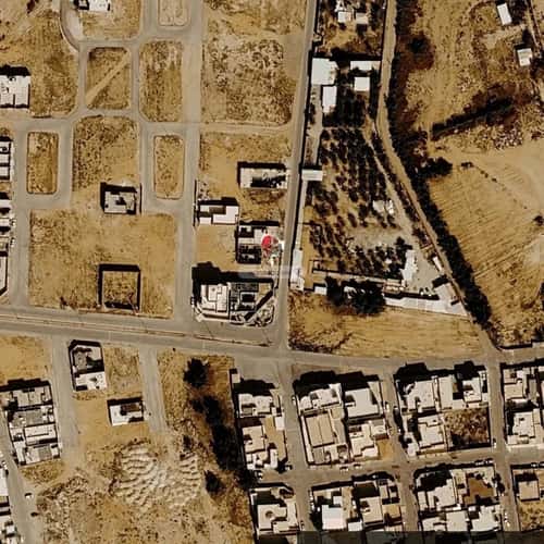 أرض 289 متر مربع شرقية على شارع 15م الوهلان، عنيزة