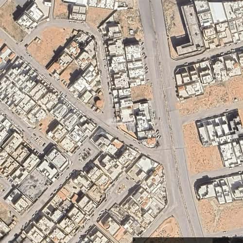 فيلا 300 متر مربع غربية على شارع 15م الخالدية، عنيزة