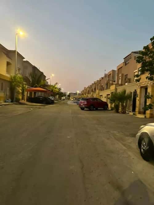 فيلا 900 متر مربع شرقية على شارع 15م الياقوت، شمال جدة، جدة