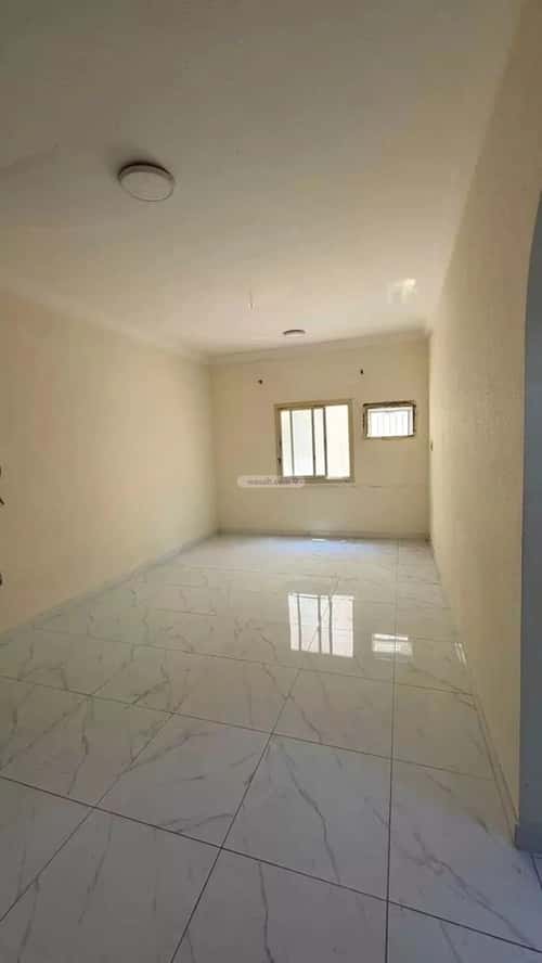 Building 705 SQM Facing North Al Jawhrah, Aldammam
