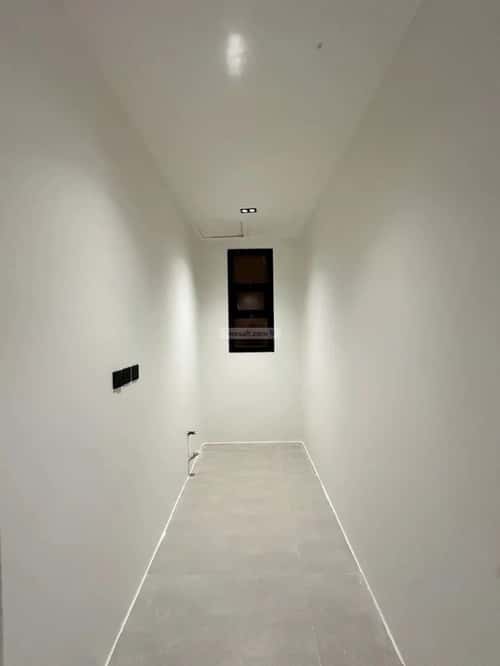 Floor 237.16 SQM with 5 Bedrooms Al-Awaly, West Riyadh, Riyadh