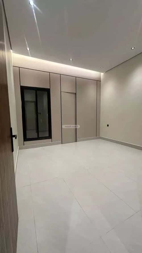 Floor 214.66 SQM with 7 Bedrooms Al-Janadriyah, East Riyadh, Riyadh