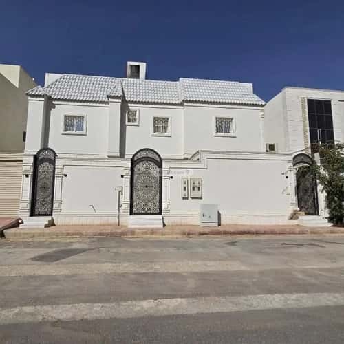 Villa 420.31 SQM Facing South East on 20m Width Street Al-Mahdiyah, West Riyadh, Riyadh