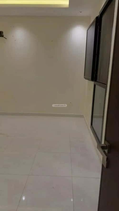 Villa 400 SQM Facing East with 4 Bedrooms Al-Janadriyah, East Riyadh, Riyadh