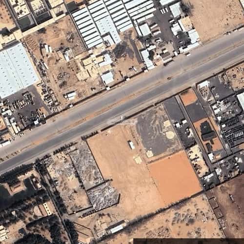 أرض 25000 متر مربع واجهة شمالية الرمال، شرق الرياض، الرياض