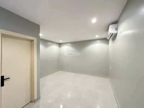 Building 300 SQM Facing West Al-Faisaliyah, Central Riyadh, Riyadh