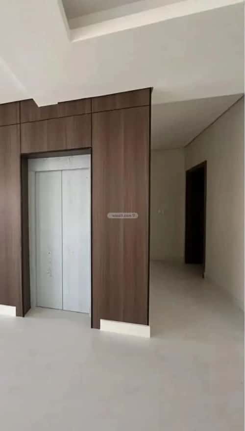 Floor 450 SQM with 6 Bedrooms Al-Arid, North Riyadh, Riyadh