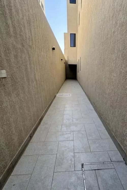 Floor 450 SQM with 6 Bedrooms Al-Arid, North Riyadh, Riyadh