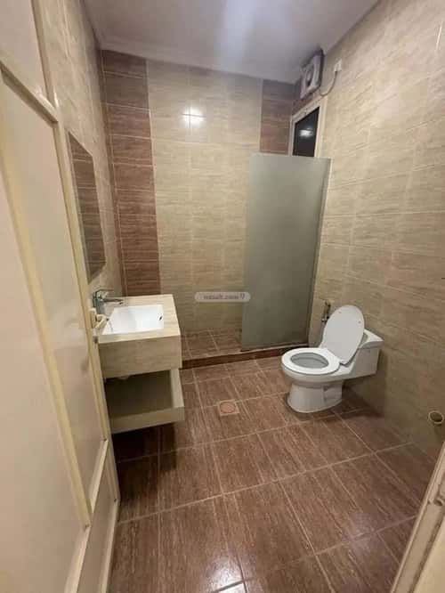 Apartment 707.26 SQM with 5 Bedrooms Hajer, Aldammam