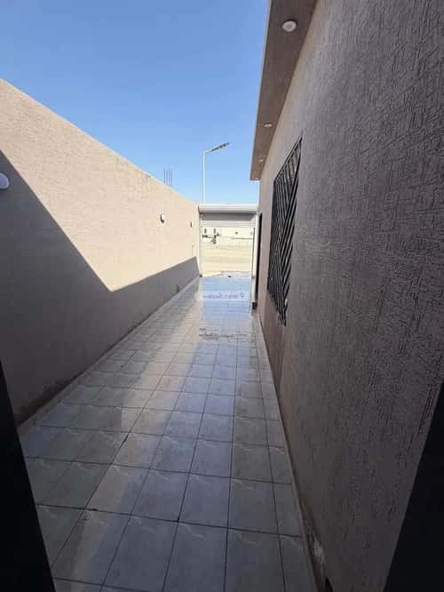Rest House 720 SQM with 2 Bedrooms Al-Mahdiyah, West Riyadh, Riyadh