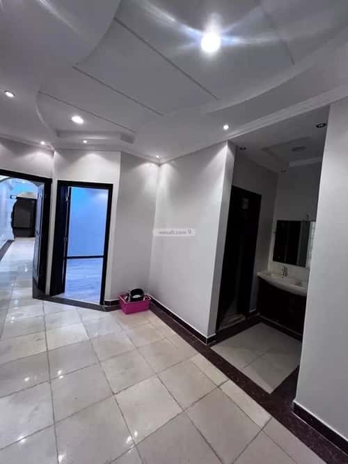 Floor 312 SQM with 5 Bedrooms Al-Muanisiyah, East Riyadh, Riyadh