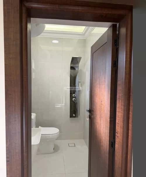 Apartment 840 SQM with 4 Bedrooms Al-Qairawan, North Riyadh, Riyadh