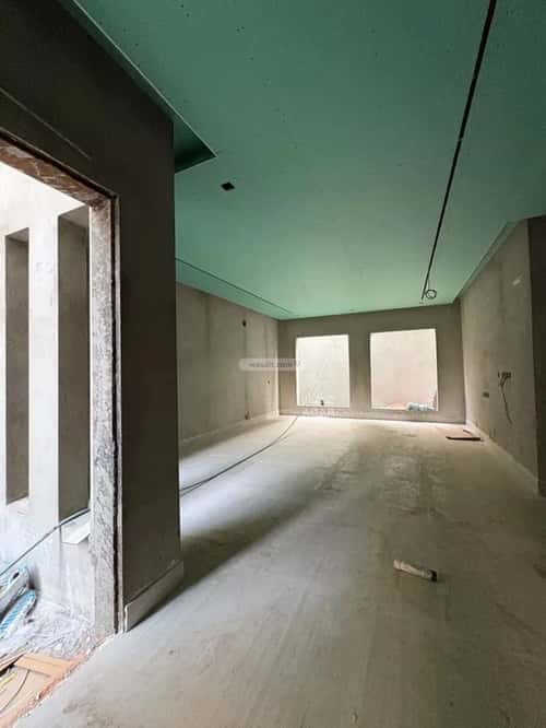 Villa 250 SQM Facing East on 15m Width Street Al-Muanisiyah, East Riyadh, Riyadh