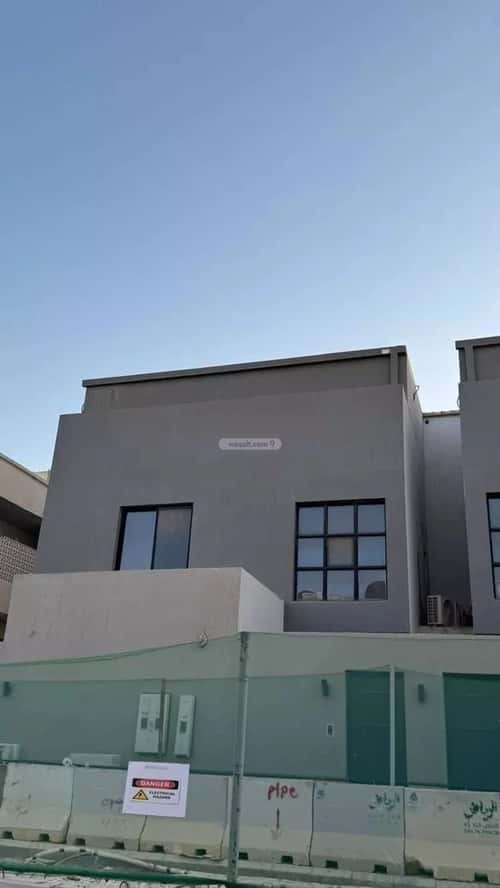 Building 313.95 SQM Facing East West Umm Al Hamam, West Riyadh, Riyadh
