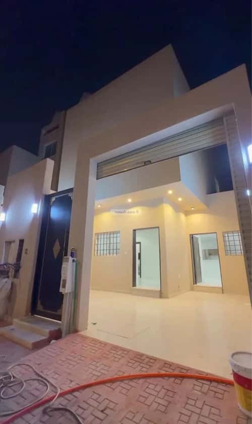 Floor 158.25 SQM with 4 Bedrooms West Umm Al Hamam, West Riyadh, Riyadh