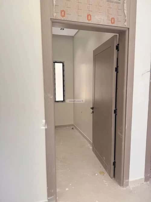 Apartment 204.82 SQM with 5 Bedrooms King Fahad Dist, Aldammam