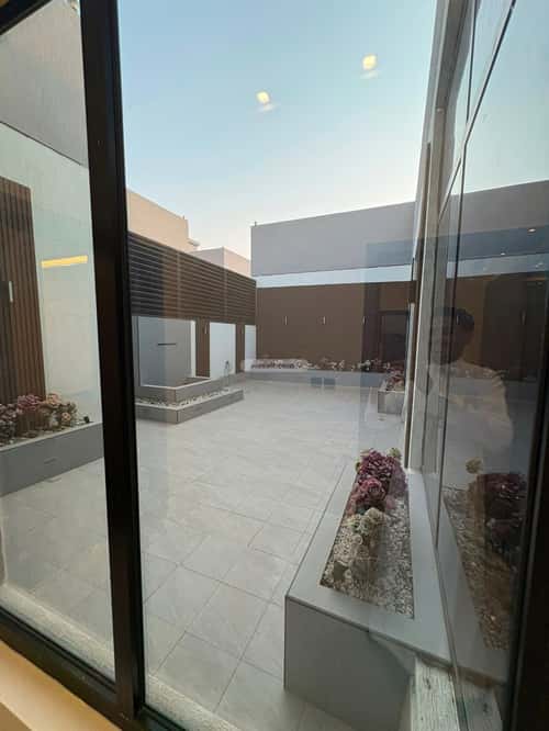 Semi-Furnished Floor with 6 Bedrooms Um Hableen, East Jeddah, Jeddah