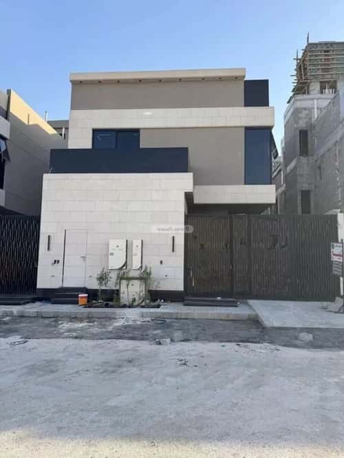 فيلا 337.5 متر مربع شرقية على شارع 18م النظيم، شرق الرياض، الرياض