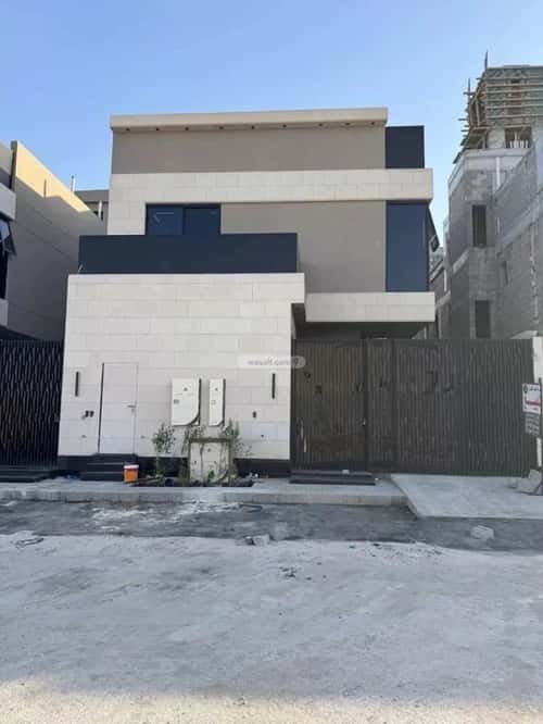 فيلا 337.5 متر مربع شرقية على شارع 18م النظيم، شرق الرياض، الرياض