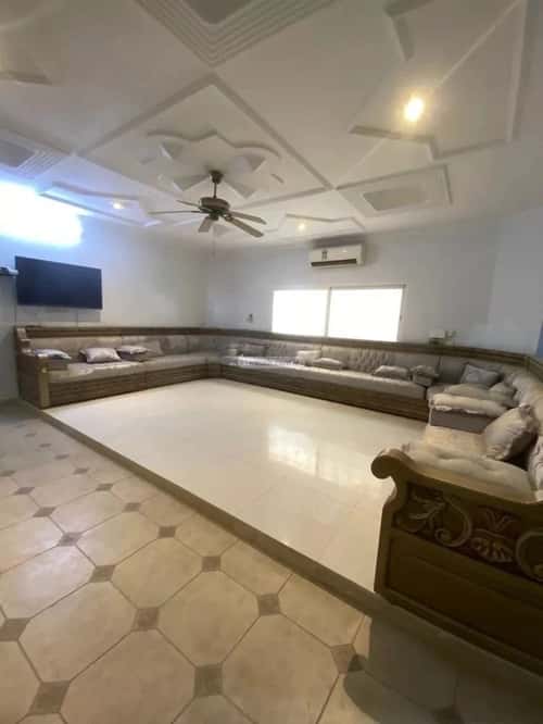 Villa 750 SQM Facing East with 11 Bedrooms Ar-Rawabi, East Riyadh, Riyadh