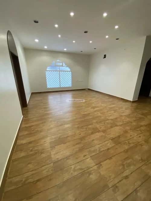 Villa 250 SQM Facing South with 10 Bedrooms Ar-Rabwah, Central Riyadh, Riyadh