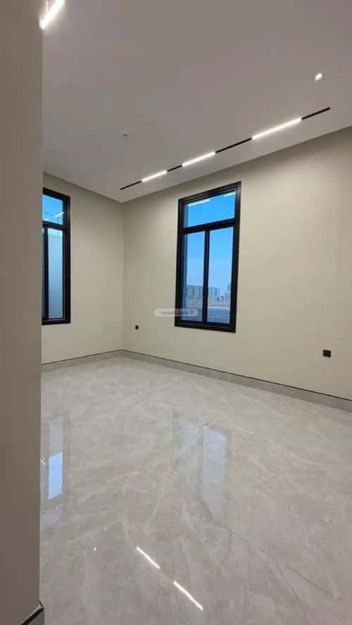 Building 205.96 SQM Facing East Al-Mahdiyah, West Riyadh, Riyadh