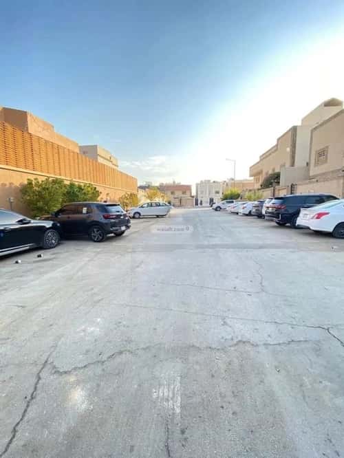 أرض 700 متر مربع شمالية على شارع 20م الفيحاء، شرق الرياض، الرياض