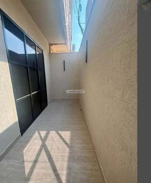 Building 750 SQM Facing South Ar-Rawabi, East Riyadh, Riyadh