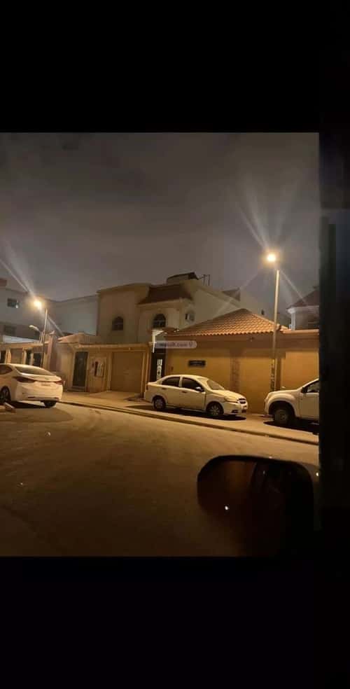 فيلا 416 متر مربع جنوبية على شارع 10م الخليج، شرق الرياض، الرياض