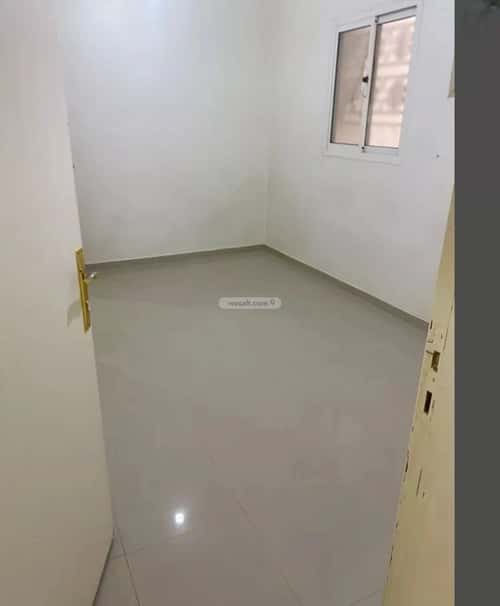 Floor 300 SQM with 5 Bedrooms As-Saadah, East Riyadh, Riyadh