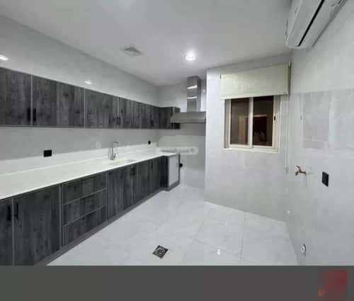 Apartment 421.45 SQM with 3 Bedrooms Madynat Al Umal, Khobar
