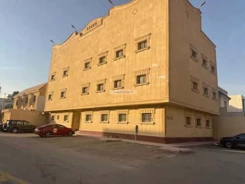 Building 600 SQM Facing South Al-Murooj, North Riyadh, Riyadh