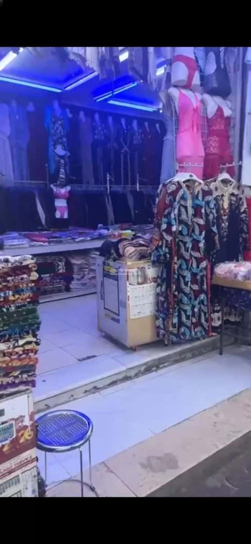 معرض للبيع ثليم، وسط الرياض، الرياض