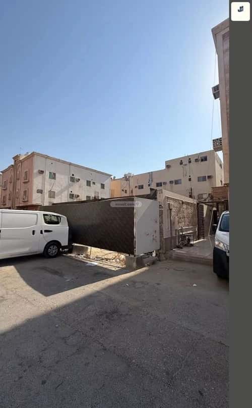 عمارة 550 متر مربع واجهة شرقية الزهور، الدمام