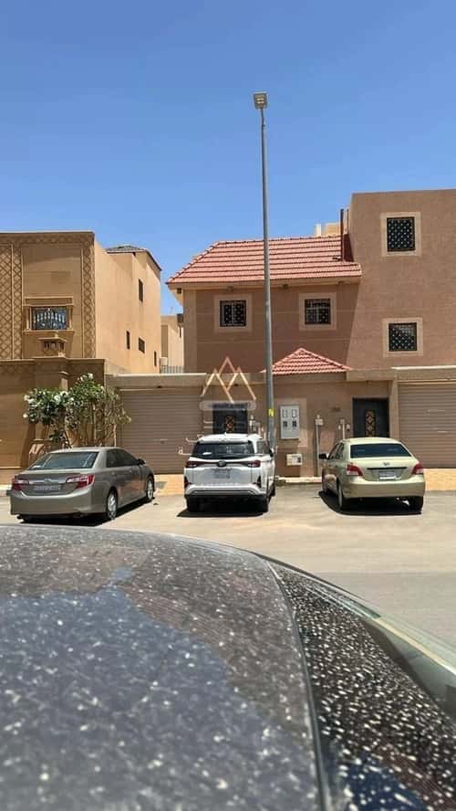 شقة 225 متر مربع ب 10 غرف النخيل، بريدة