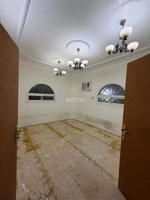 Villa 500 SQM Facing West on 15m Width Street Al-Yarmuk, East Riyadh, Riyadh