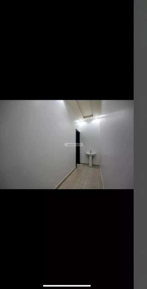 Villa 160 SQM Facing West on 10m Width Street Al-Ghanamiyah, South Riyadh, Riyadh