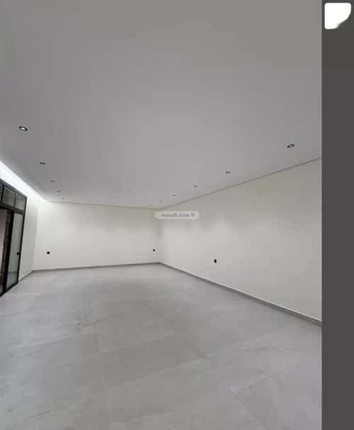 Rest House 400 SQM Facing North on 15m Width Street Al-Leseeb, Bariduh