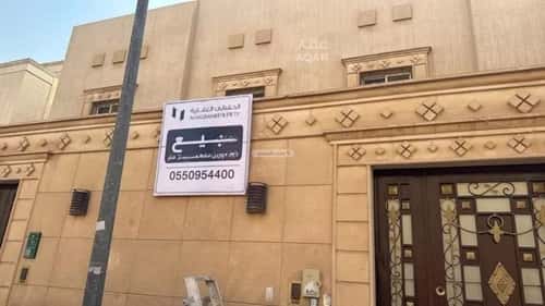 فيلا 270 متر مربع شرقية على شارع 12م النفل، شمال الرياض، الرياض