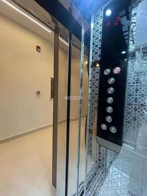 عمارة 750 متر مربع واجهة جنوبية المعيزيلة، شرق الرياض، الرياض