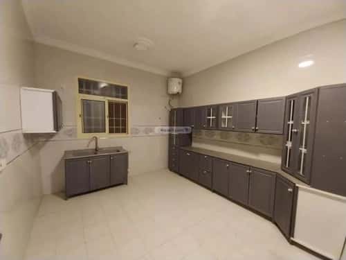Villa 900 SQM Facing South with 5 Bedrooms Al-Yarmuk, East Riyadh, Riyadh