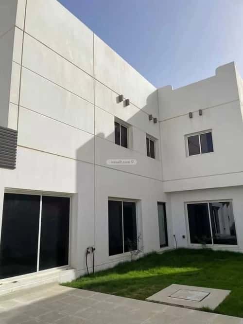 Villa 240 SQM Facing East with 4 Bedrooms Al-Faruq, Central Riyadh, Riyadh