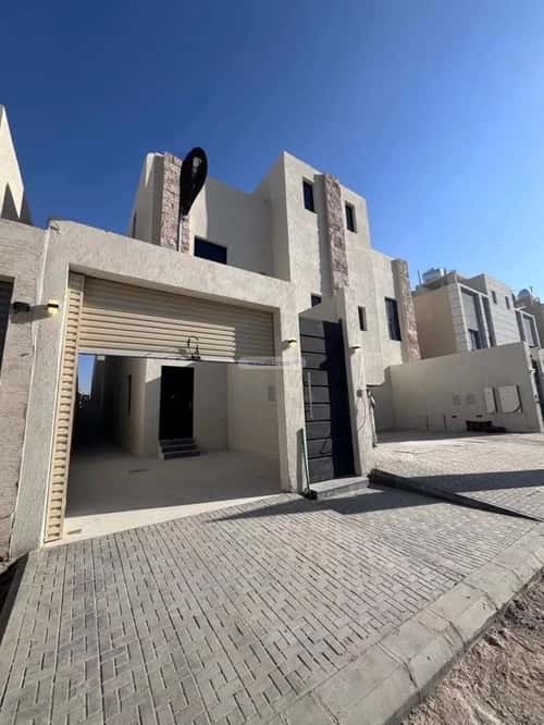 Floor 159.49 SQM with 4 Bedrooms Bader, South Riyadh, Riyadh