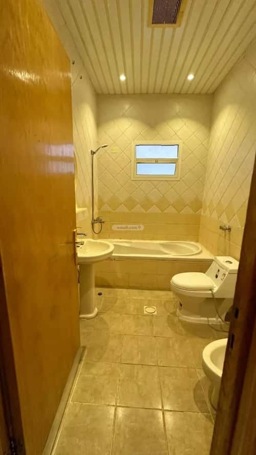 Villa 443.4 SQM Facing South with 10 Bedrooms Ar-Rabwah, Central Riyadh, Riyadh